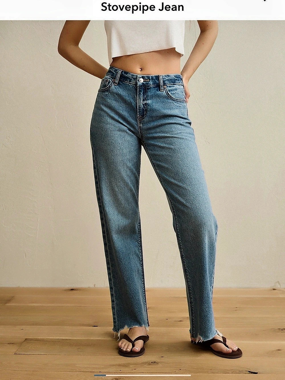 AE Curvy High-Waisted
Stovepipe Jean
